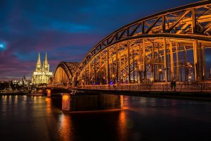 Köln bei Nacht