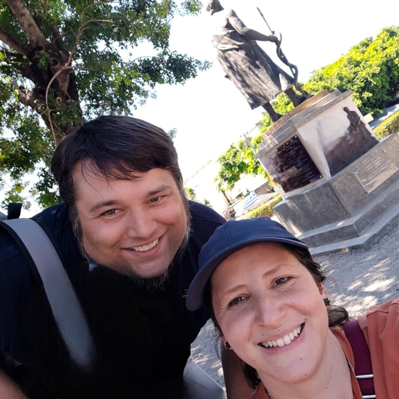 vor der Statue des Hippokrates auf Kos